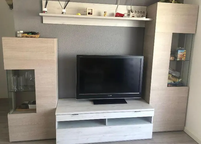 Апартаменты Confortable En Platja D'aro: Centro Y Terraza Privada - Es-209-90 Платья-де-Аро